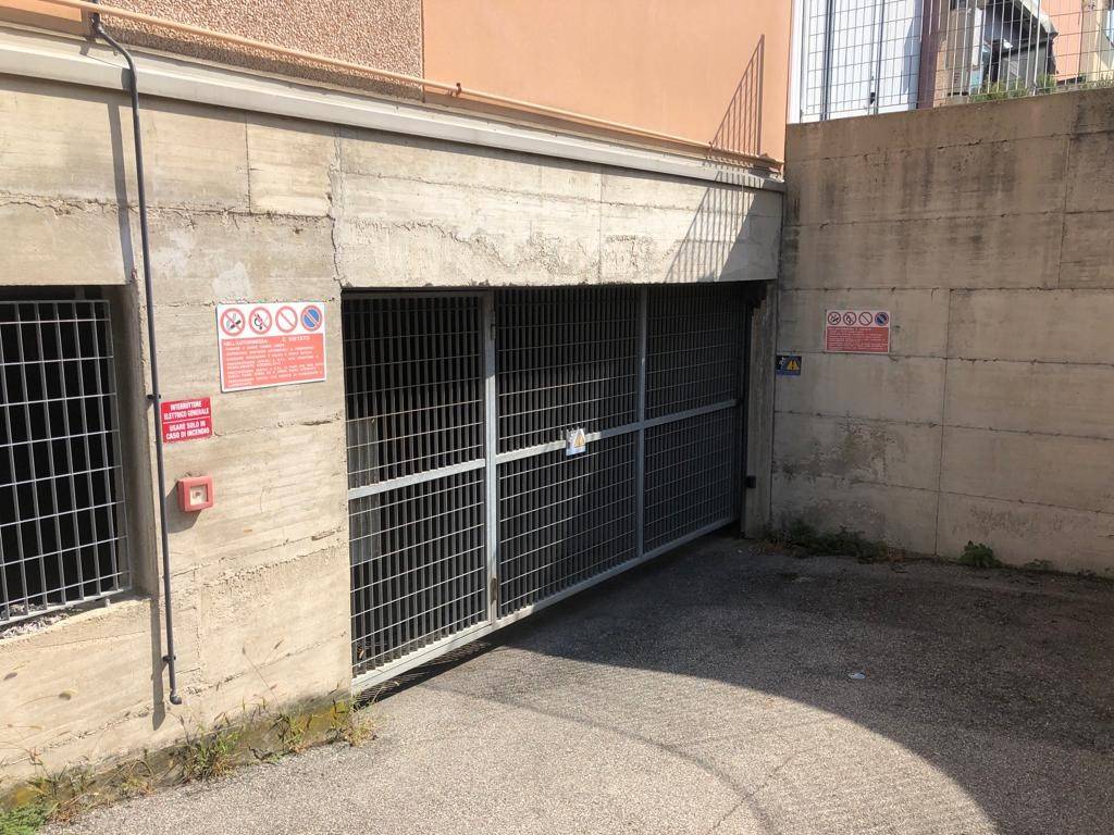 Box / garage a Sassuolo in Via Stoccolma - Foto 4