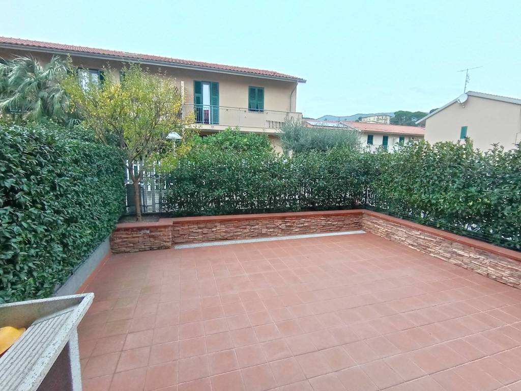 Appartamento a Spotorno in Via Coreallo - Foto 4