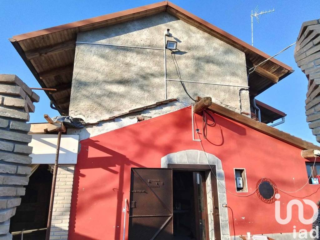 Villa a Vercelli in Via Regioe Bivio Sesia Case Sparse - Foto 3