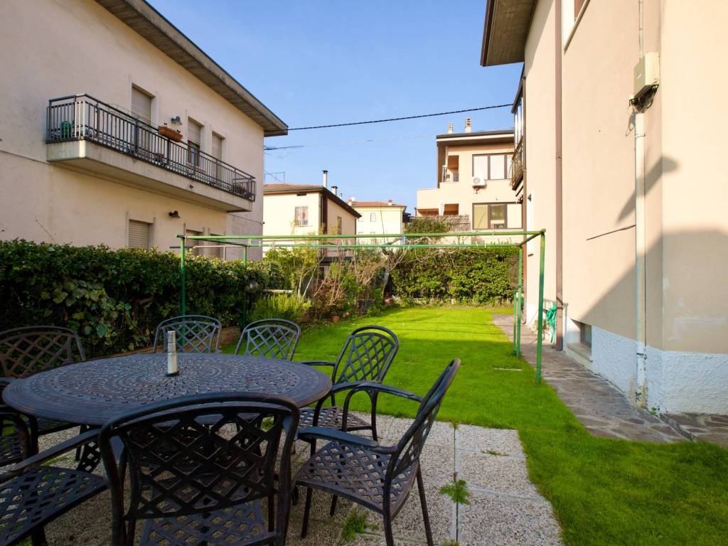 Appartamento a Verona in Via Vittorio Piatti, 6 - Foto 4