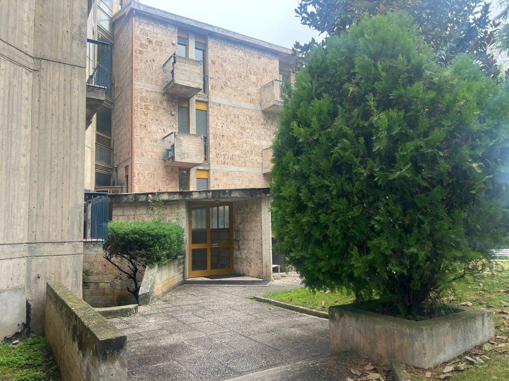 Appartamento a Spoleto in Piazza Donatori del Sangue - Foto 2