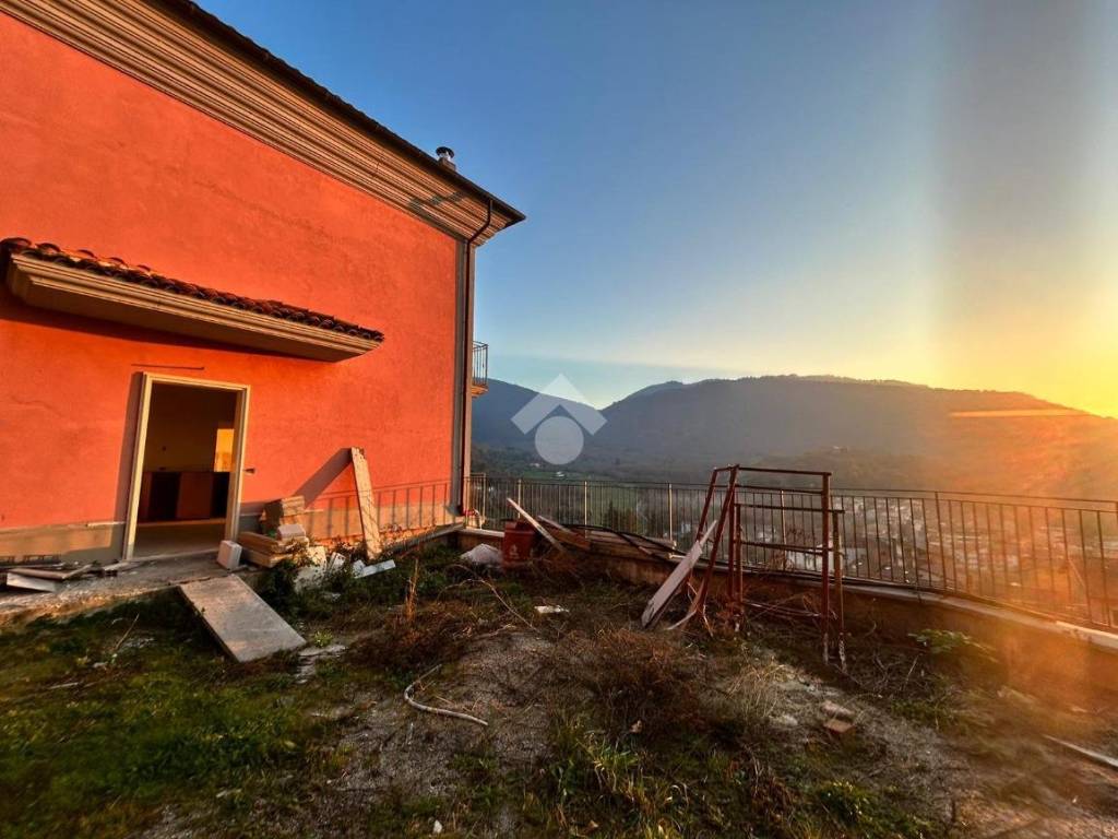 Villetta a schiera a Salza irpina in Via orto vallone - Foto 3