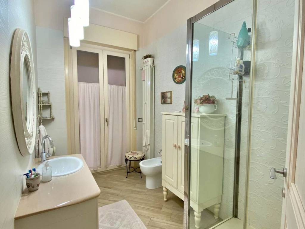 Appartamento a Cava de' tirreni in Piazza Vittorio Emanuele II - Foto 5