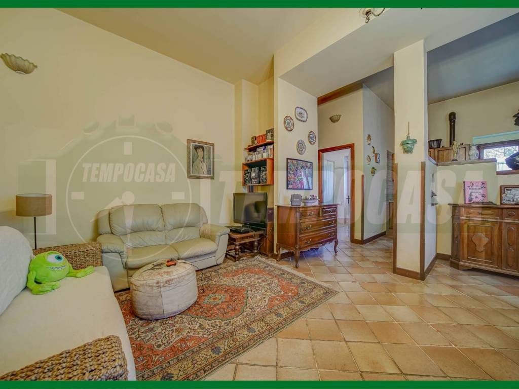 Casa indipendente a Samarate in Via Damiano Chiesa - Foto 4