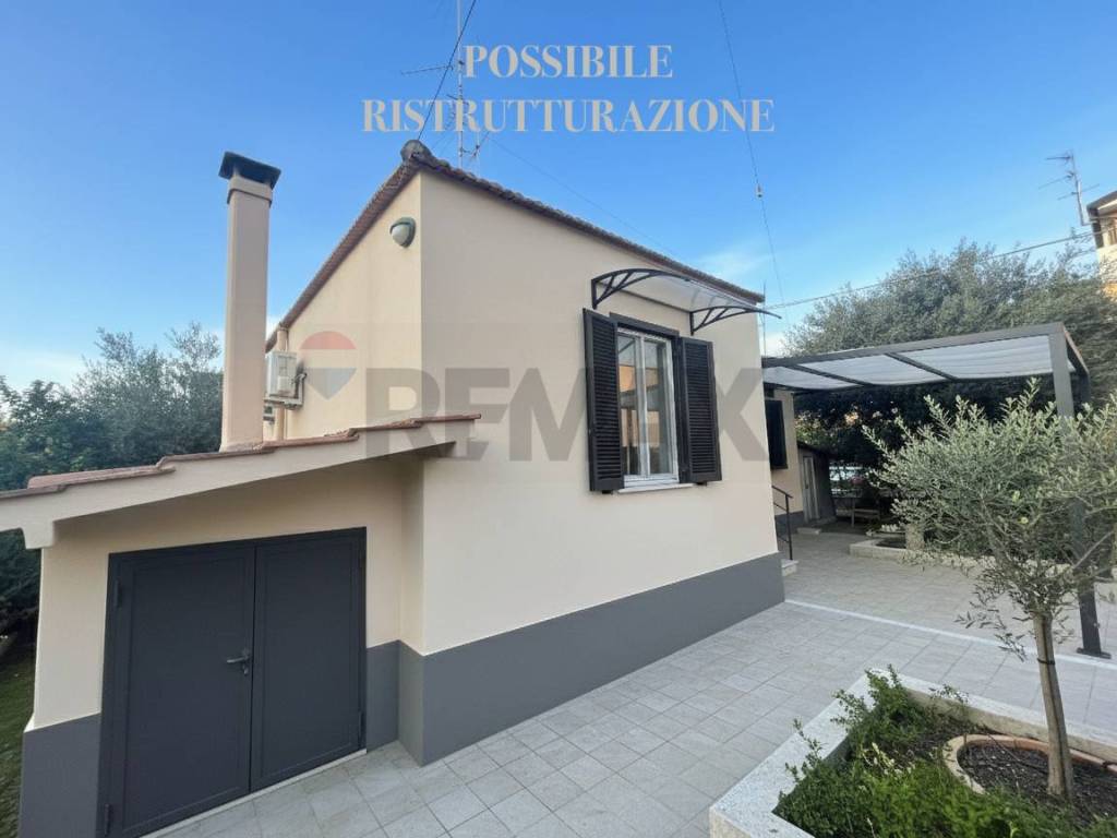 Villa a Terracina in Via Delibera, 25 - Foto 2