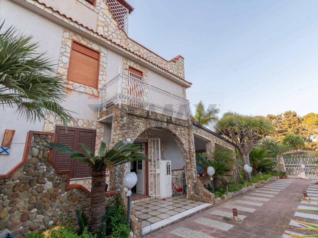 Villa a Carini in via Delle Mimose - Foto 2