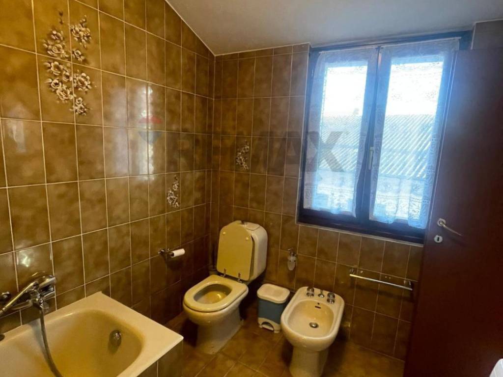 Appartamento a Luino in via Asmara, 62 - Foto 5