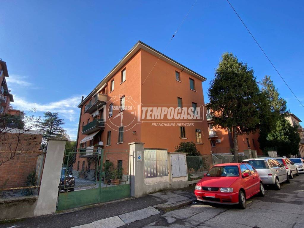 Appartamento a Bologna in Via FONTANESI ANTONIO 7 - Foto 2