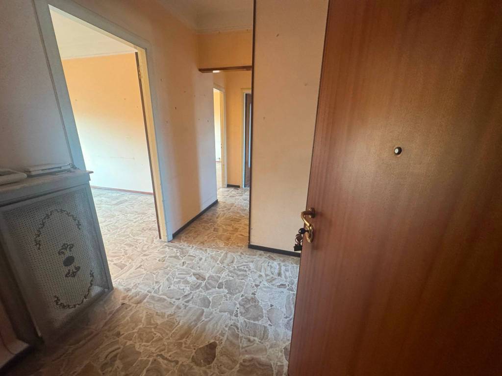 Appartamento a Vercelli in Viale della Rimembranza, 79 - Foto 2