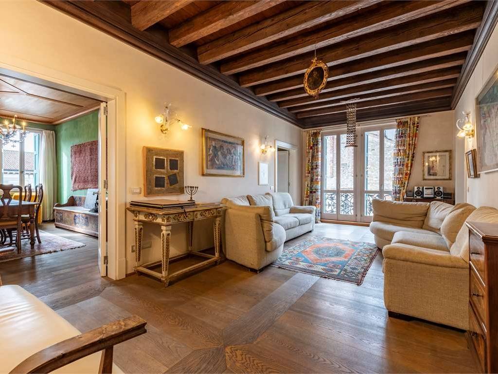 Appartamento a Belluno in piazza duomo, 1 - Foto 2