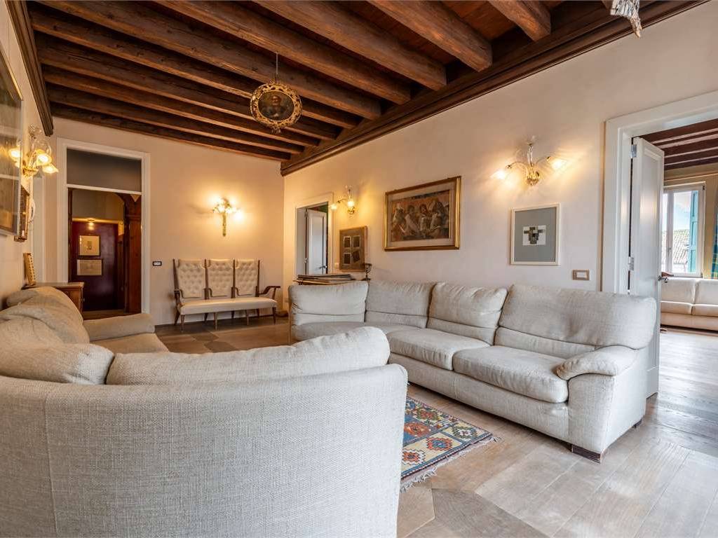 Appartamento a Belluno in piazza duomo, 1 - Foto 4