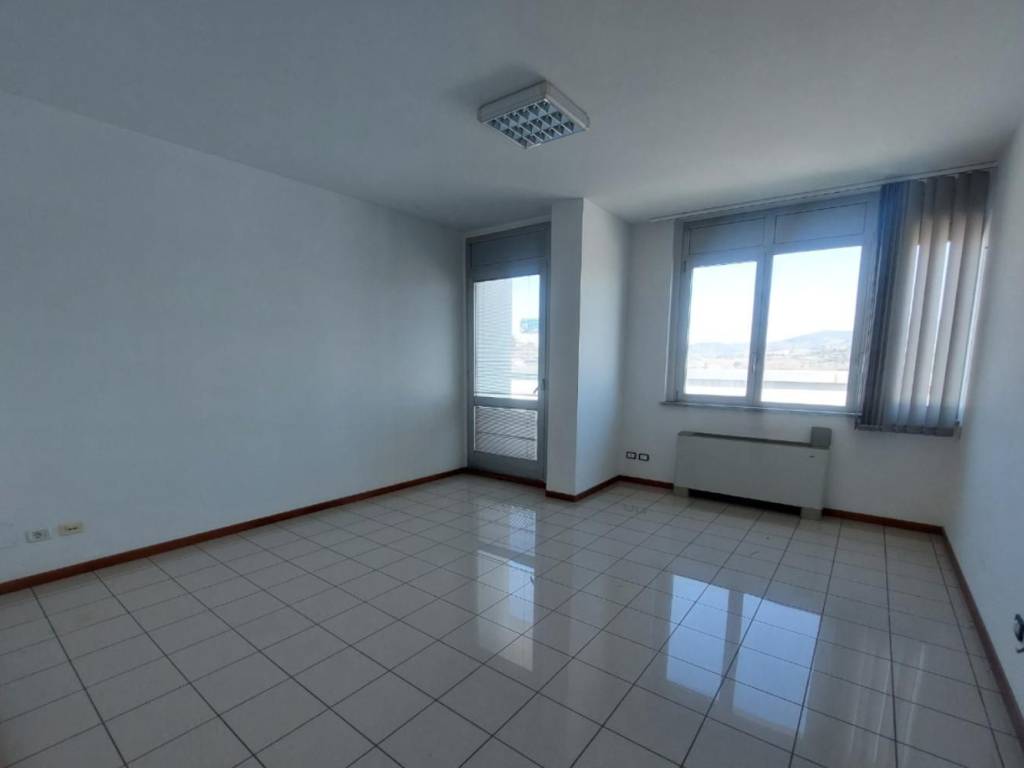 Immobile a Osimo in Via Achille Grandi, N. 10 - Foto 4