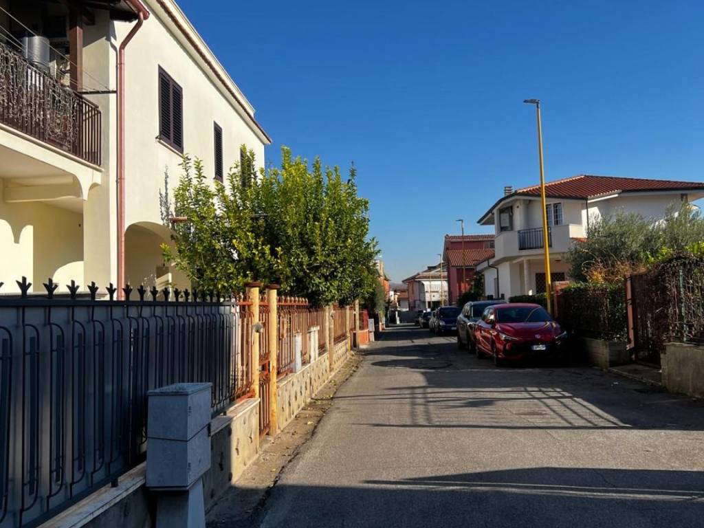 Appartamento a Ciampino in Via Angelina Mauro, 14 - Foto 3