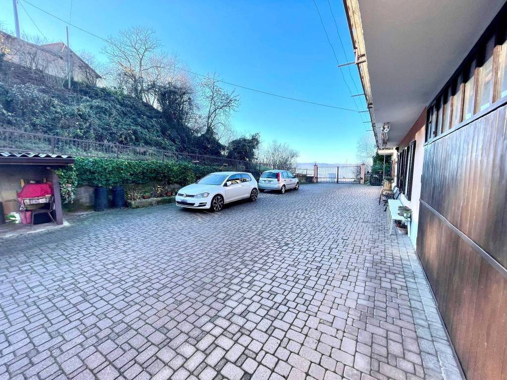 Casa indipendente a Alba in Via Farinetti, 16 - Foto 4