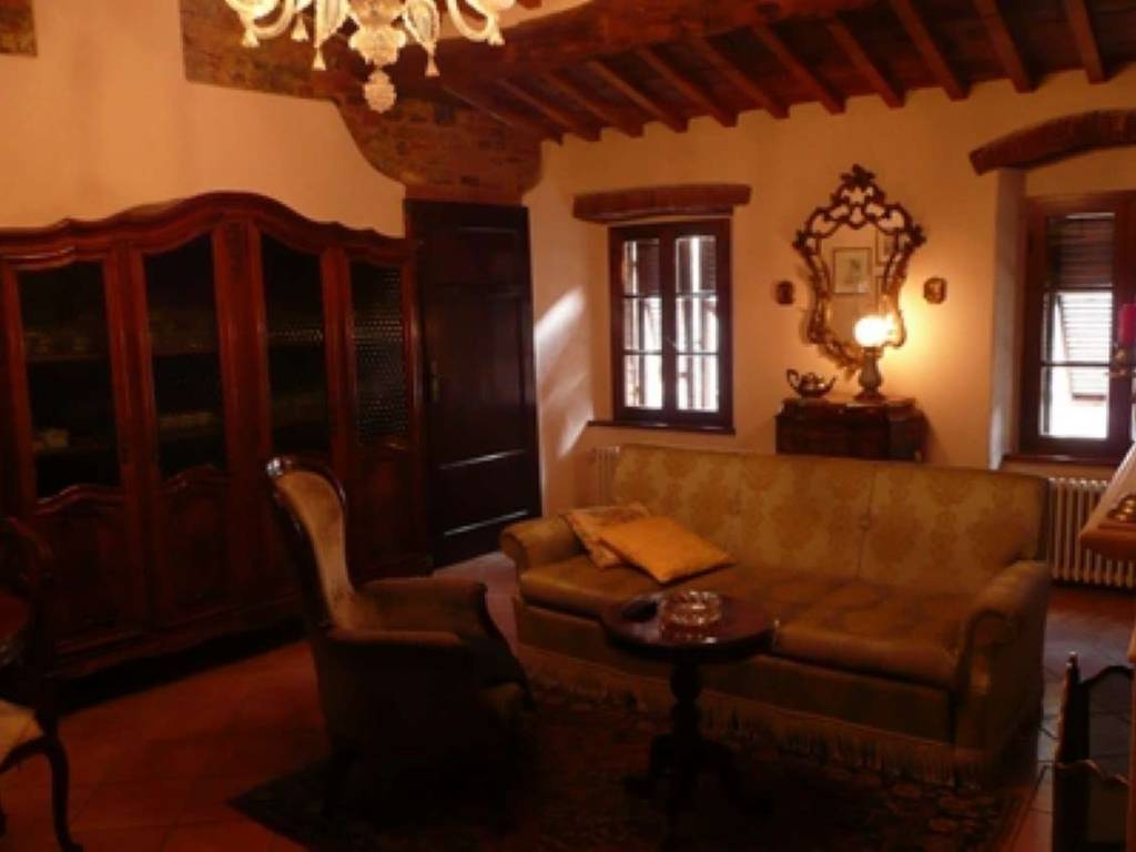 Appartamento a Campiglia marittima in Piazza del Mercato 1/a - Foto 5