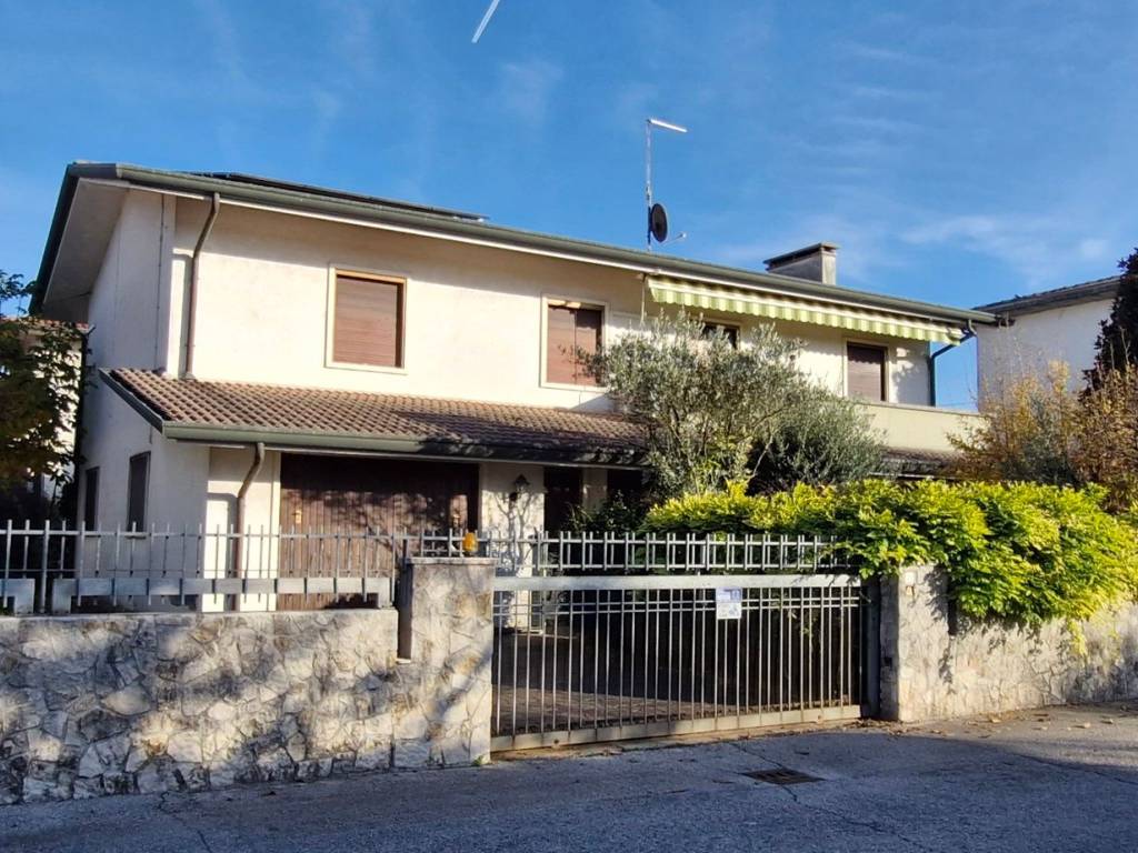 Casa indipendente a Torri di quartesolo - Foto 3