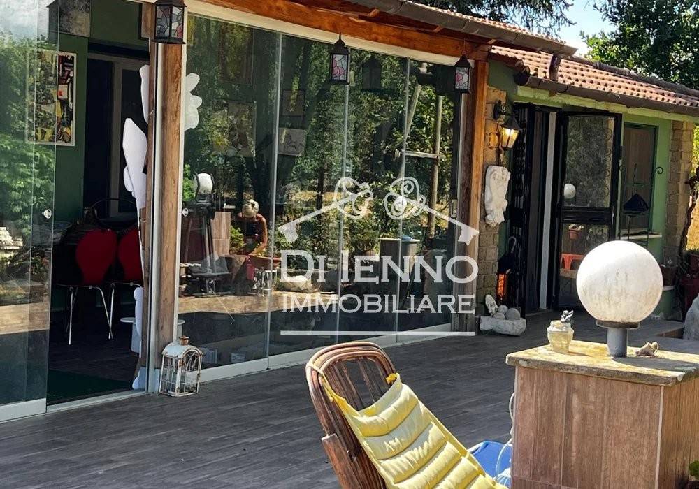 Villa a Oriolo romano in Strada Valle del Dragone - Foto 2