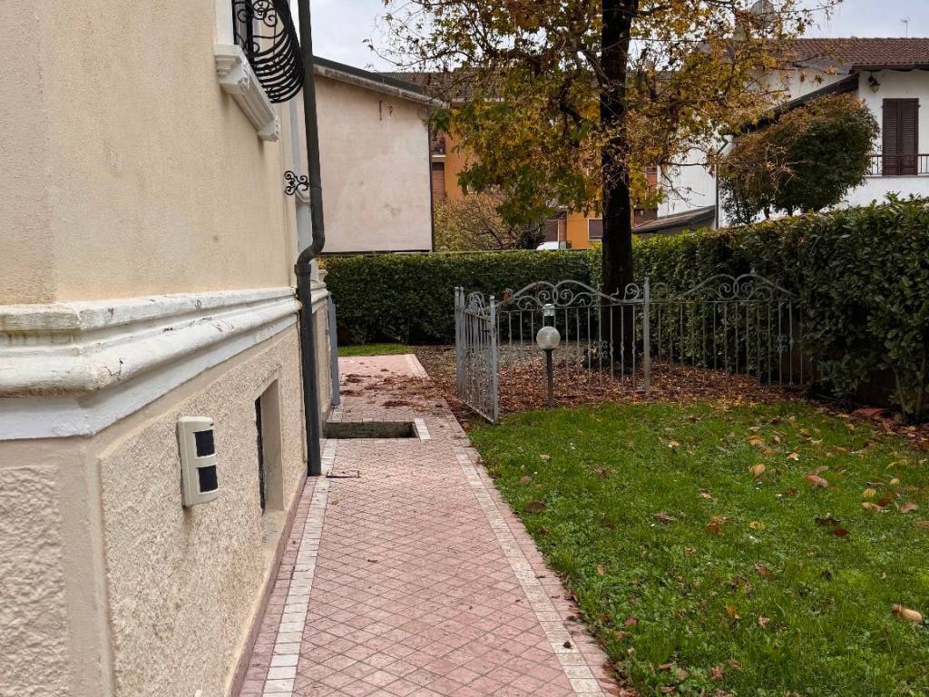 Villa a Mortara in Via Andrea De Contiano - Foto 2