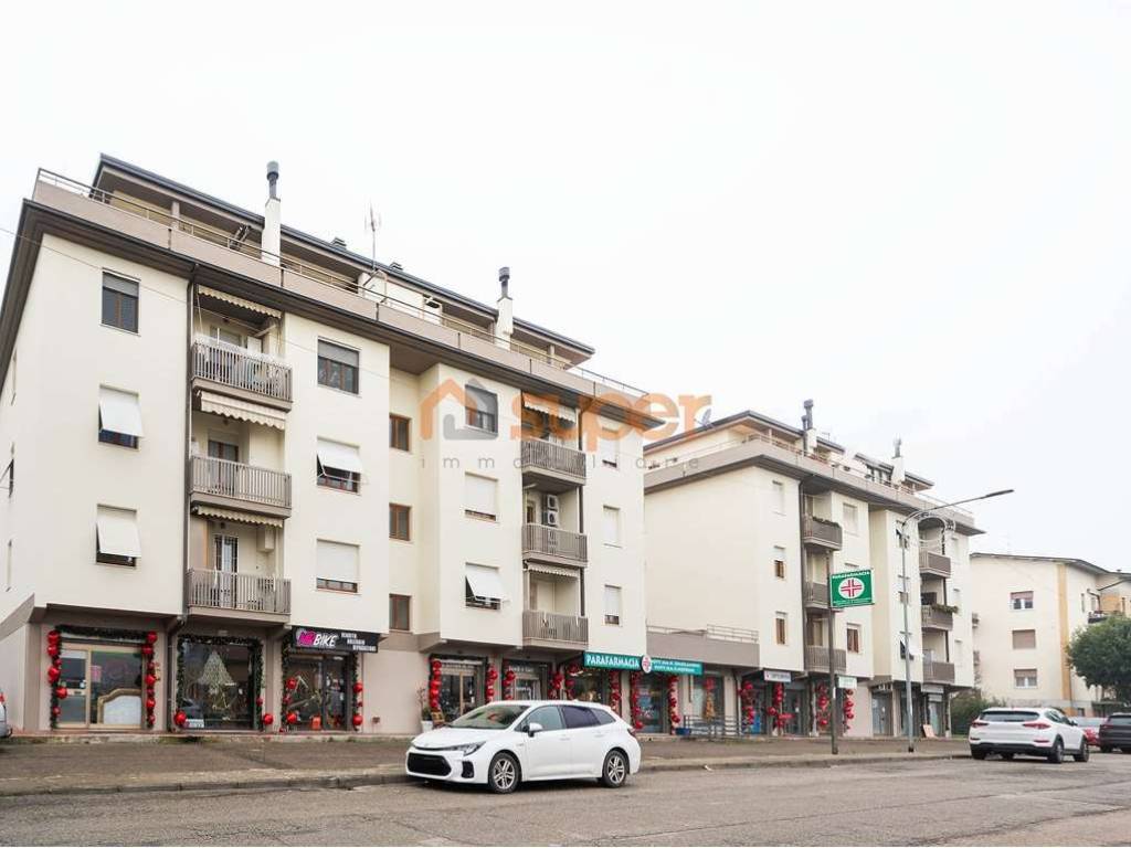 Appartamento a Perugia in Via Andrea Costa, 34 - Foto 2