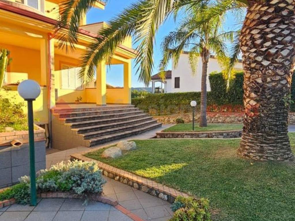 Villa a Montepaone in via Giuseppe di Vittorio, 7 - Foto 3