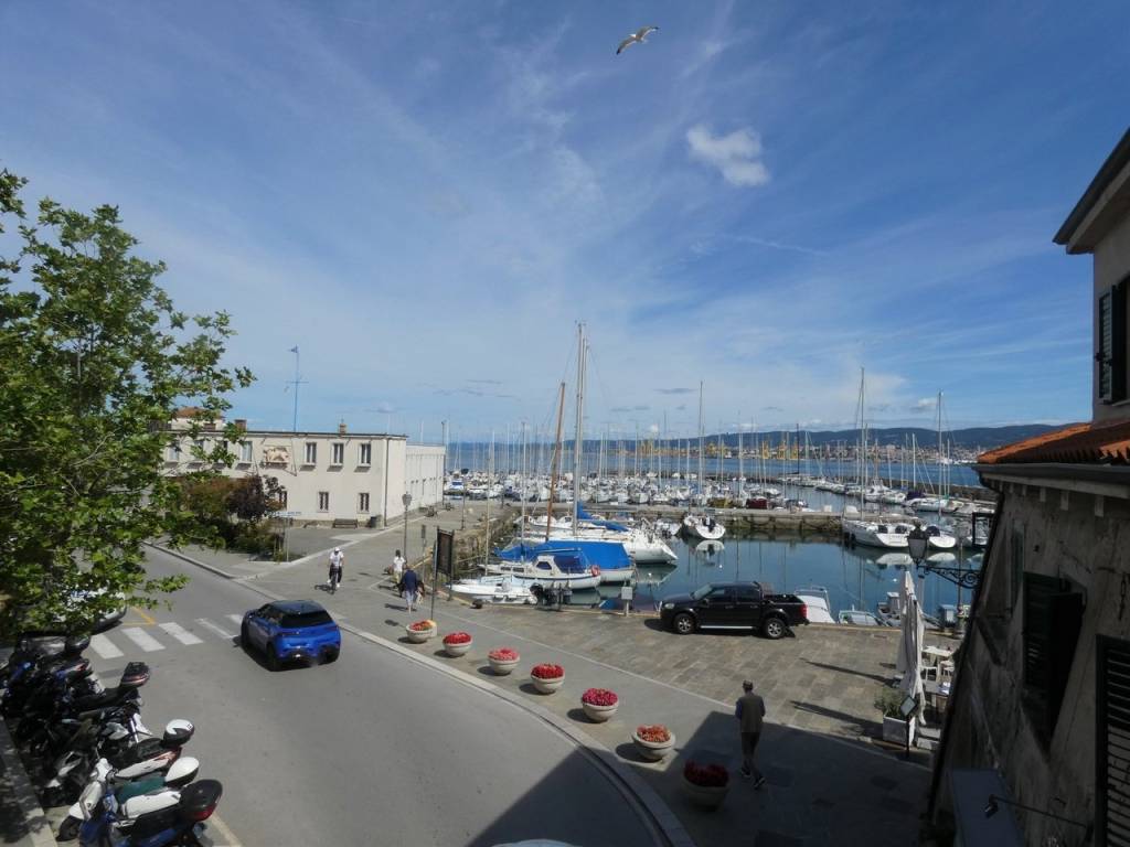 Appartamento a Muggia in Largo Amulia - Foto 2