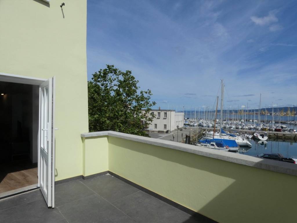 Appartamento a Muggia in Largo Amulia - Foto 3