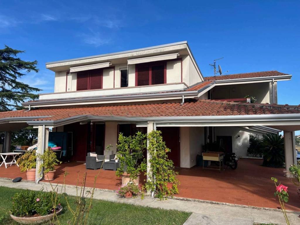 Villa a Coriano - Foto 2