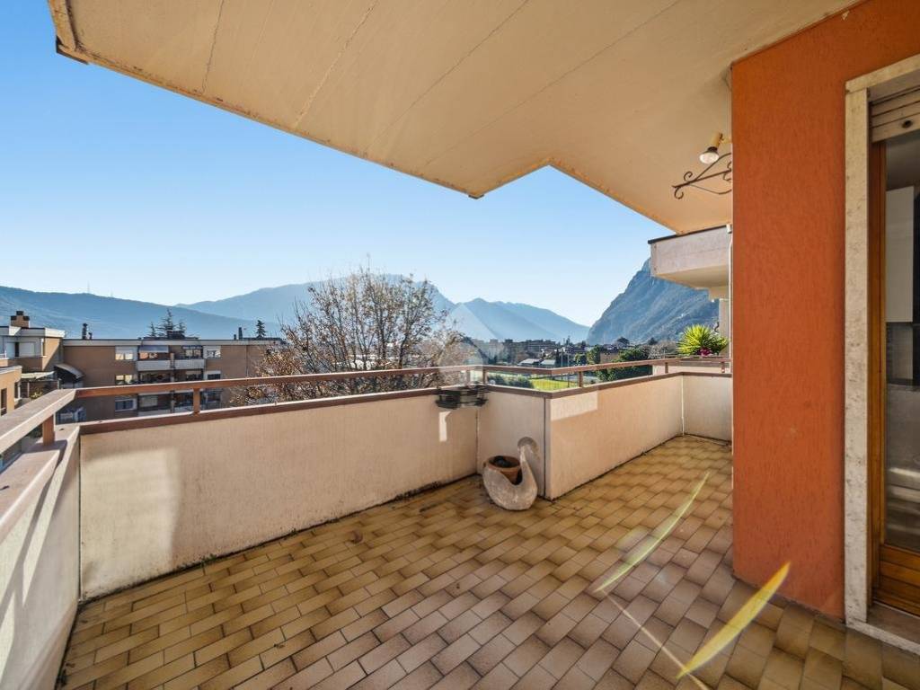 Appartamento a Riva del garda in VIALE DEGLI OLEANDRI, 26 - Foto 4