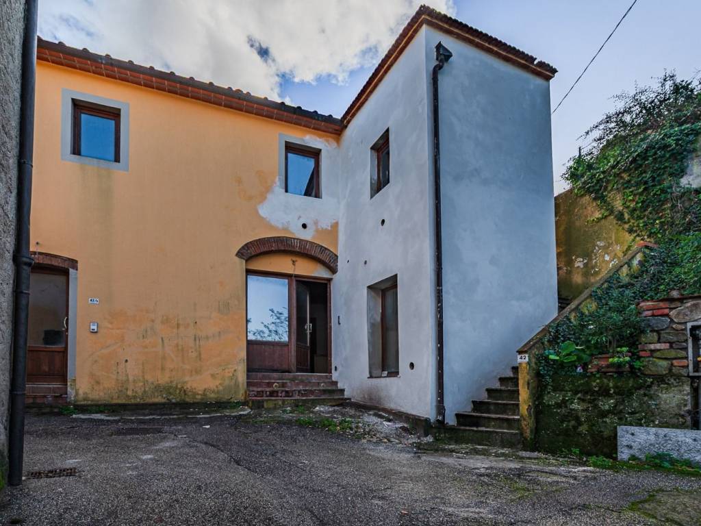 Appartamento a Lamporecchio in Via Sambarontana - Foto 2