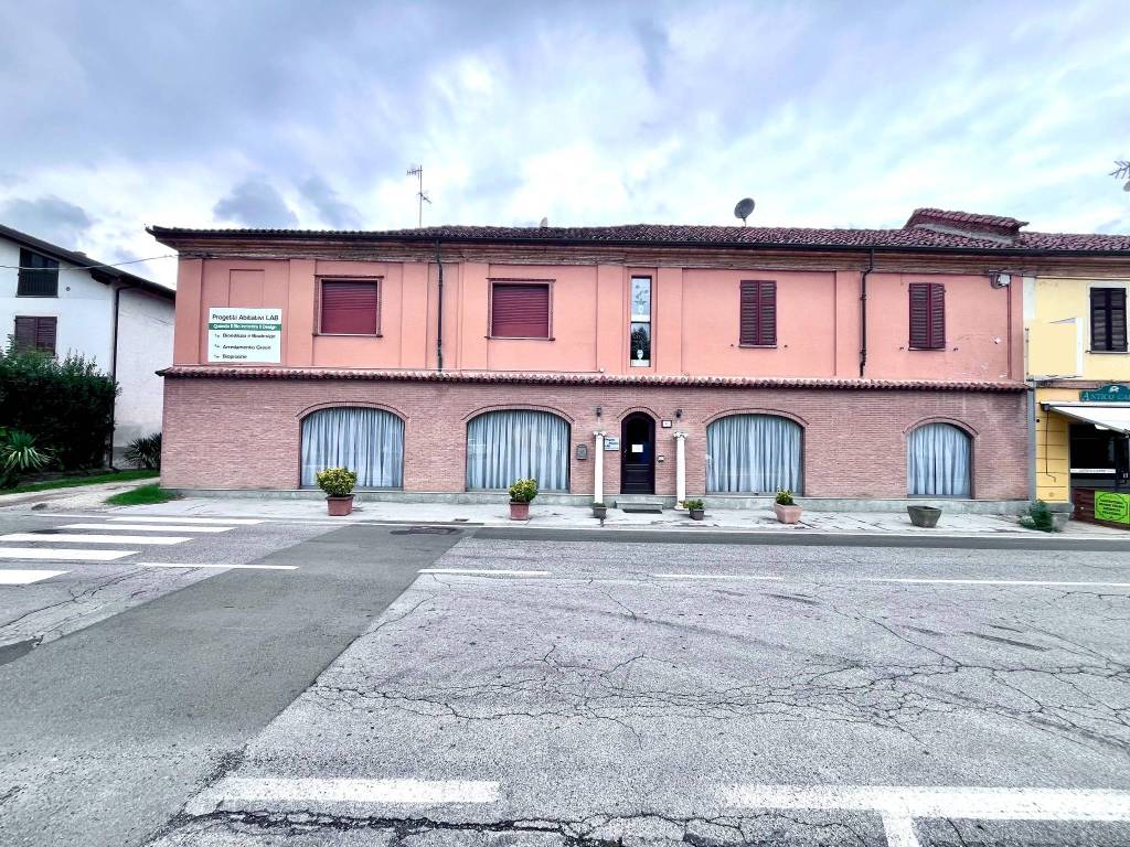 Immobile a Isola d'asti in Corso Giovanni Battista Volpini, 96 - Foto 2