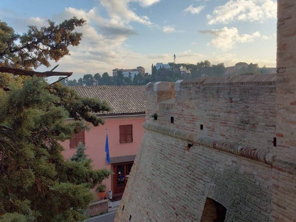 Palazzo / stabile a Loreto in Via Francesco Asdrubali, 28 - Foto 2
