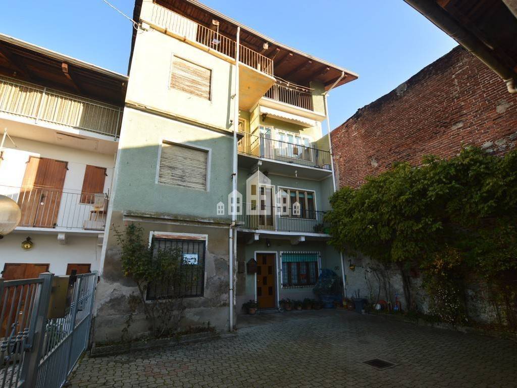 Casa indipendente a Castellamonte in Strada Per Cuorgnè, 24 - Foto 5