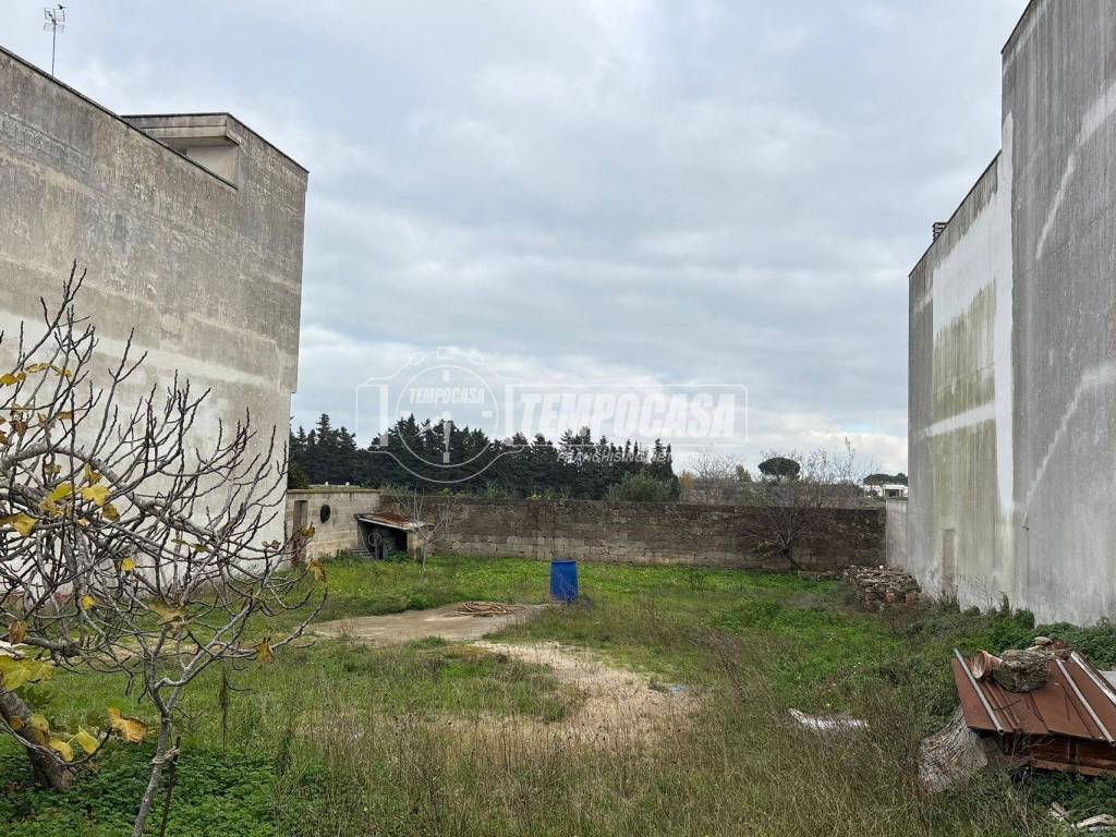 Terreno a Corigliano d'otranto in Via Don Luigi Sturzo 1 - Foto 4