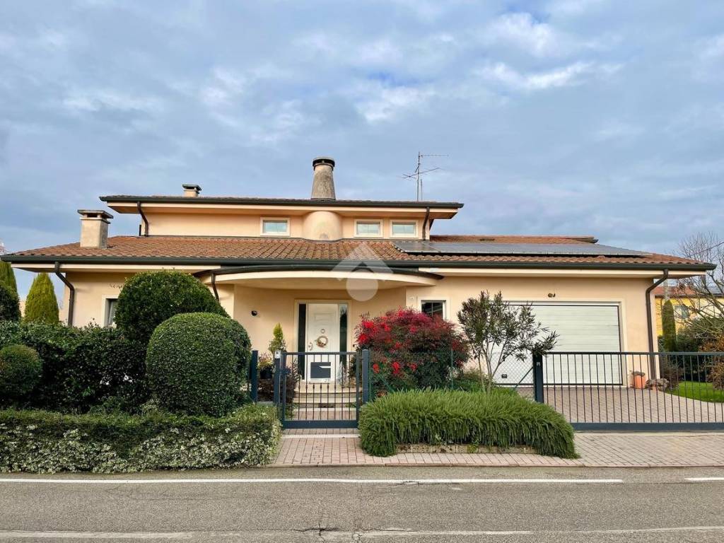 Villa a Zevio in Via Ponzilovo, 23 - Foto 3