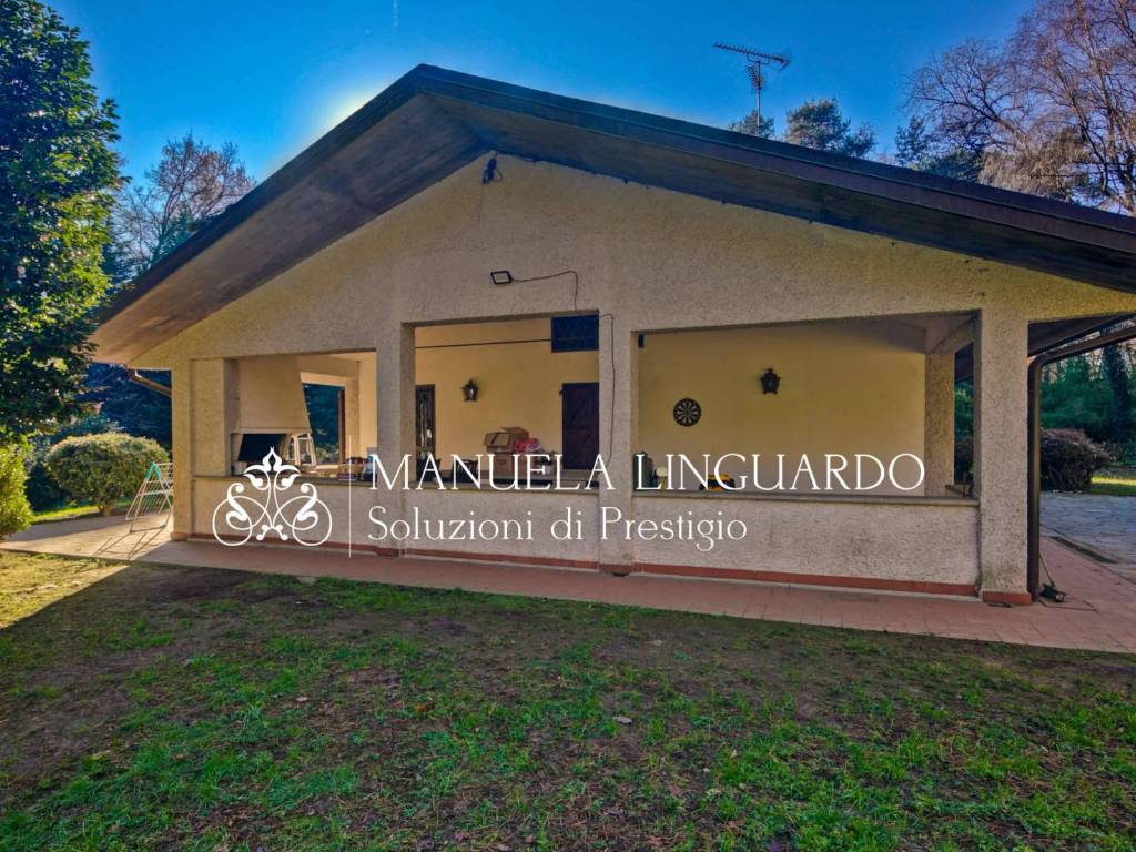 Villa a Castelletto sopra ticino in via Varallo Pombia - Foto 3