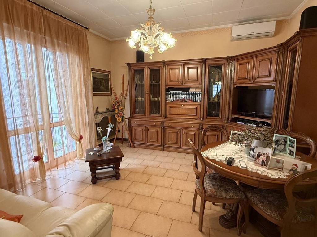 Villa a Pioltello in Via D'Annunzio, 60 - Foto 4