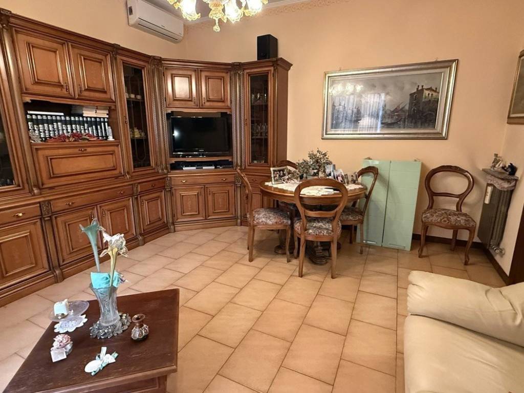 Villa a Pioltello in Via D'Annunzio, 60 - Foto 5