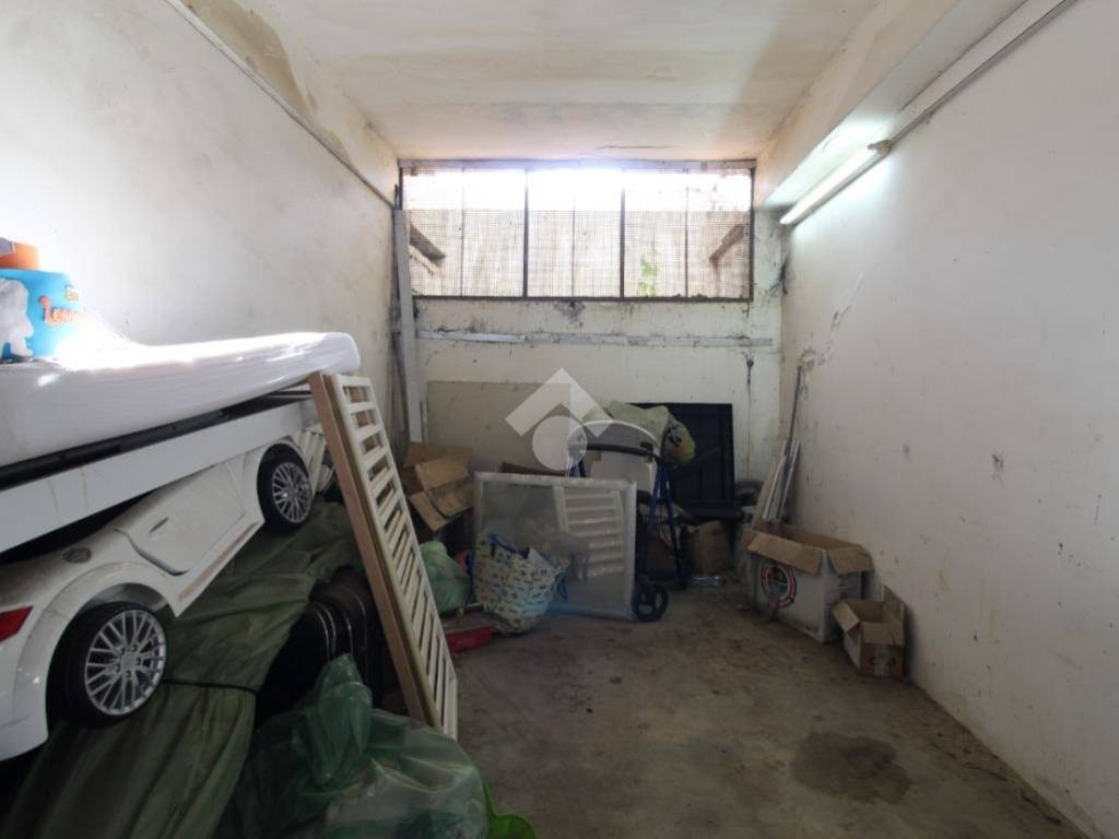 Box / garage a Brindisi in Via Islanda, 85 - Foto 2