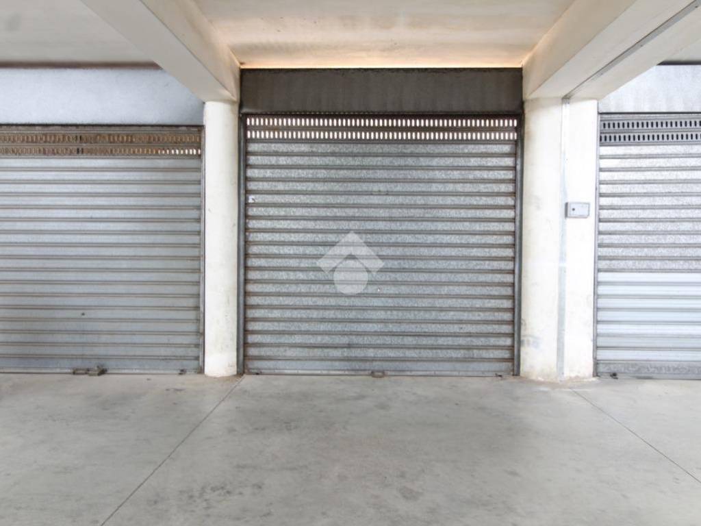 Box / garage a Brindisi in Via Islanda, 85 - Foto 4