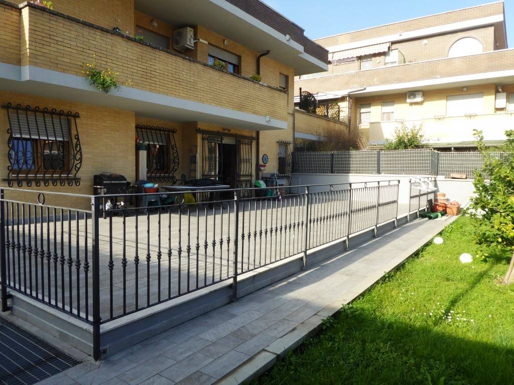 Appartamento a Livorno in Via Pompilia - Foto 2