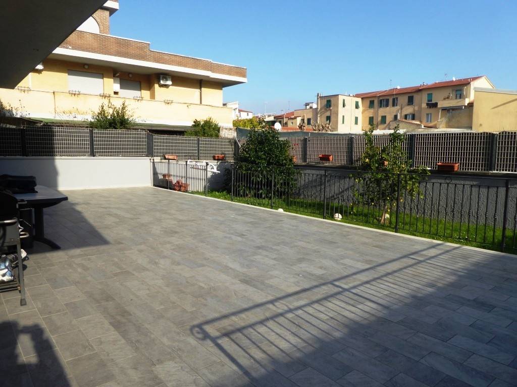 Appartamento a Livorno in Via Pompilia - Foto 4