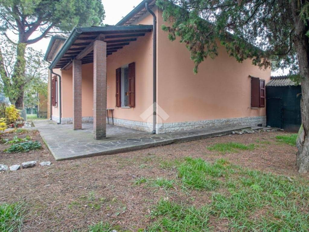 Casa indipendente a Cervia in Via Salara Comunale, 214 - Foto 2