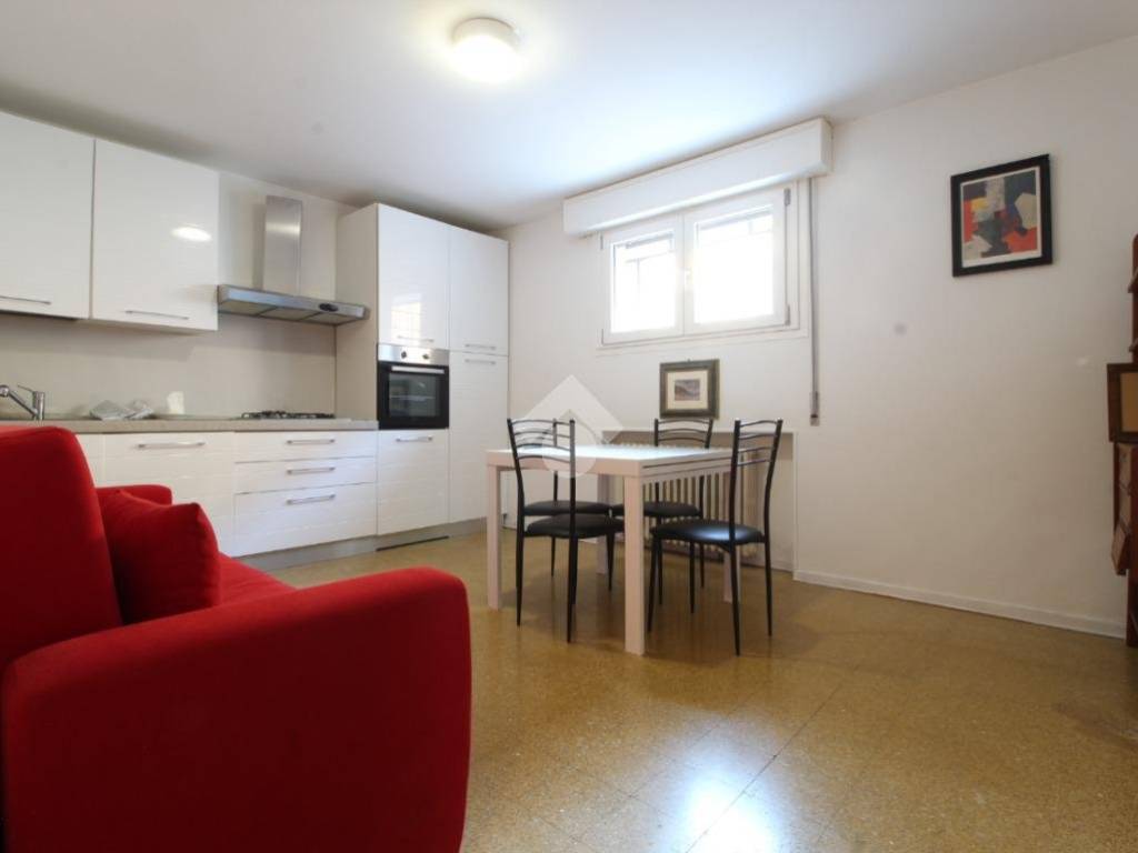 Appartamento a Reggio emilia in Via S. Filippo, 18 - Foto 3