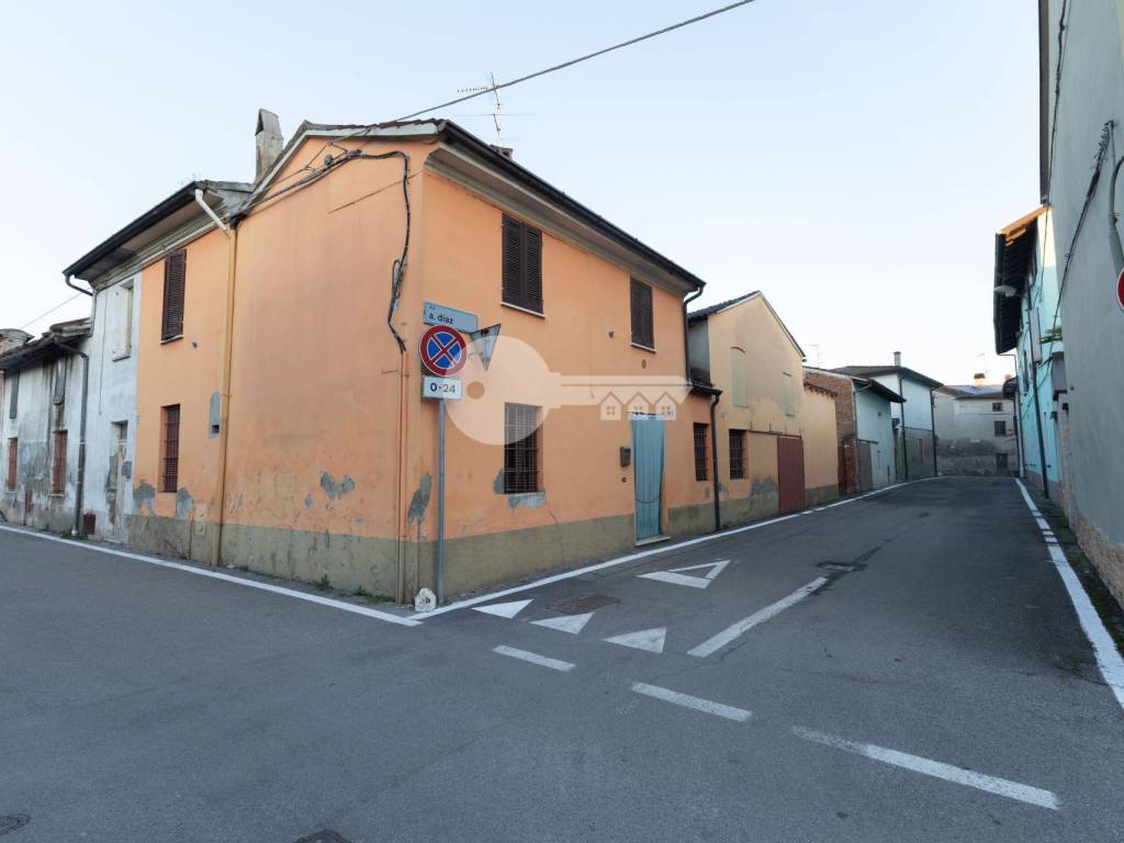 Casa indipendente a Gabbioneta-binanuova in Via Diaz, 30 - Foto 2