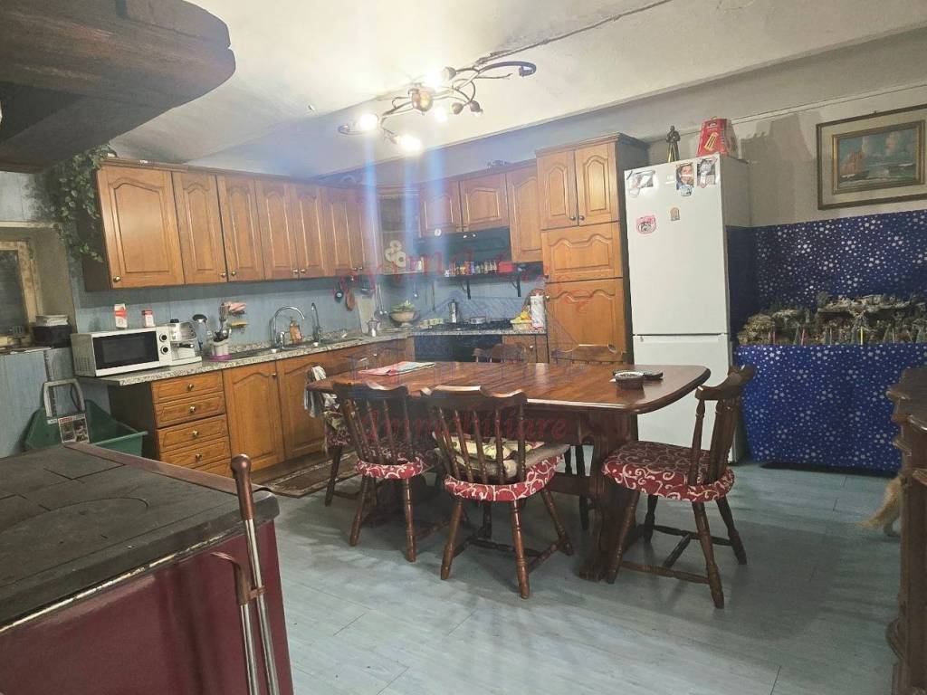 Rustico / casale a Isola d'asti in Via Chiappa - Foto 2