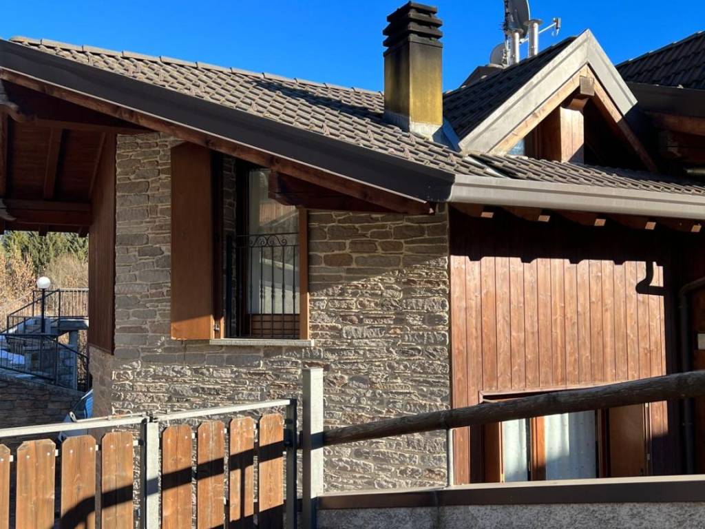 Villa a Temù in Via Monte Coleazzo, 30 - Foto 2