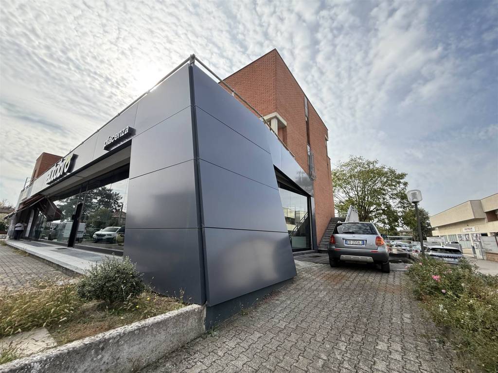 Immobile a Castel san giovanni in Via Fratelli bandiera, 50 - Foto 2