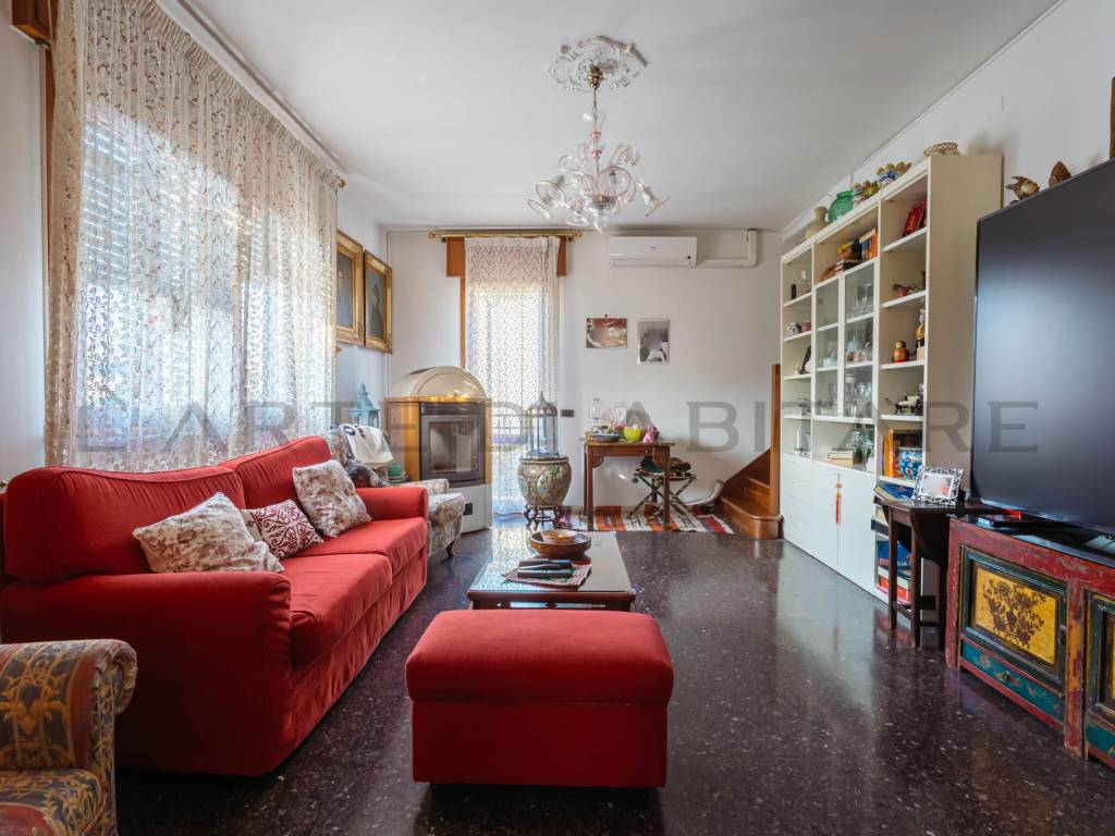 Villa a Abano terme in Via montegrotto , 217 - Foto 2