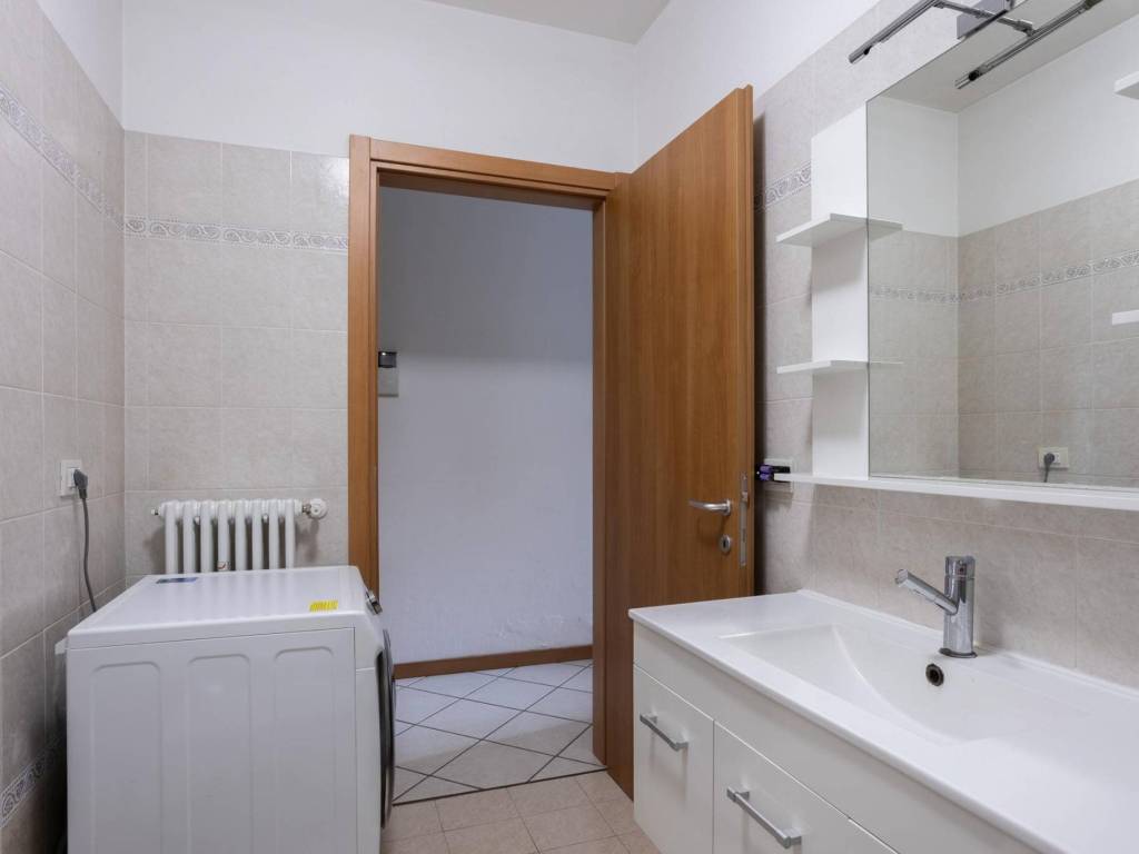 Appartamento a Saronno in Via Palmiro Togliatti, 22 - Foto 5