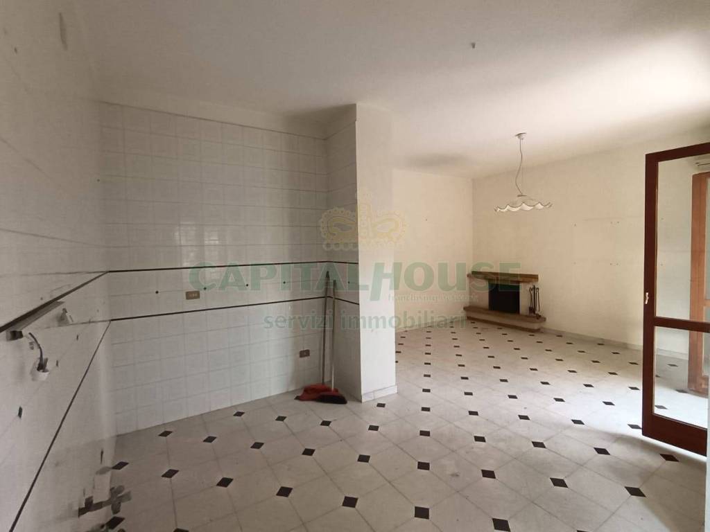 Villa a Caserta in Via Catauli - Foto 4